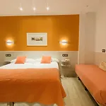 Paris 2*