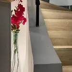 Paris 2*