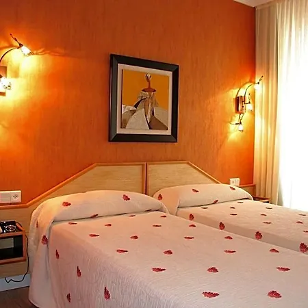 Paris 2* Βαγιαδολίδ