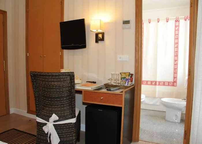 게스트하우스 Paris 2*