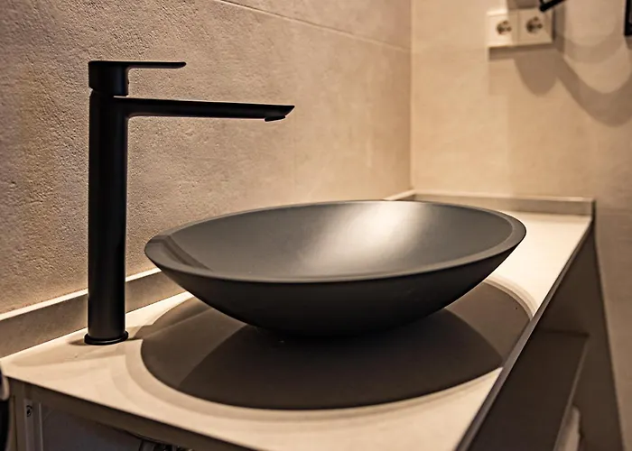 Paris 2* 바야돌리드